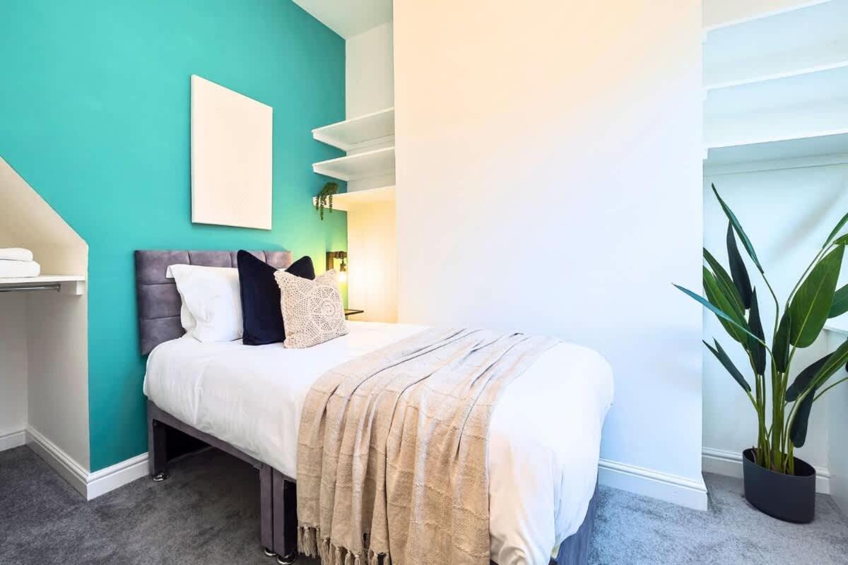 Penkhull House By Truestays - 4 Bedroom House In Stoke-On-Trent Exteriér fotografie